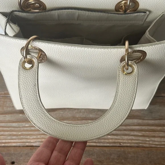 Badgley Mischka Cream Tote with Gold Details - Picture 4 of 9